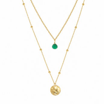 Collier Double Positano en acier inoxydable doré, double rang, pierre en goutte et médaillon, coloris vert – Cala Celestina
