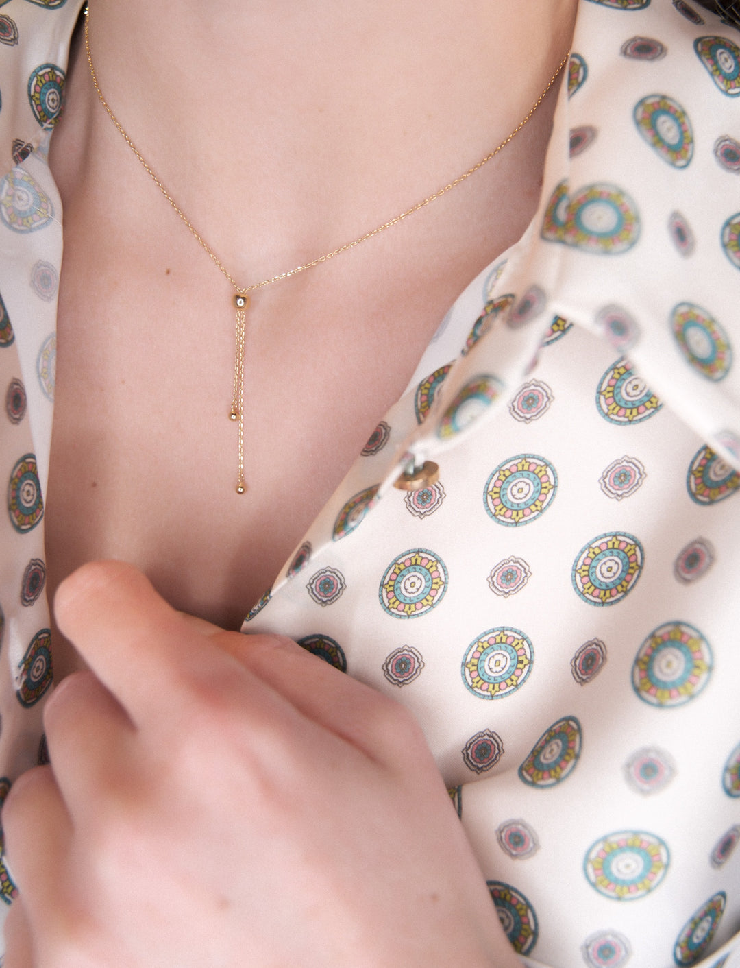 Collier Illy