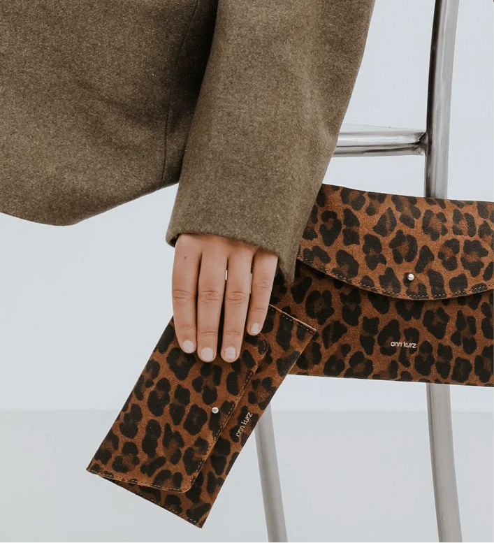 Porte Monnaie Mini Enveloppe Leo - Brown