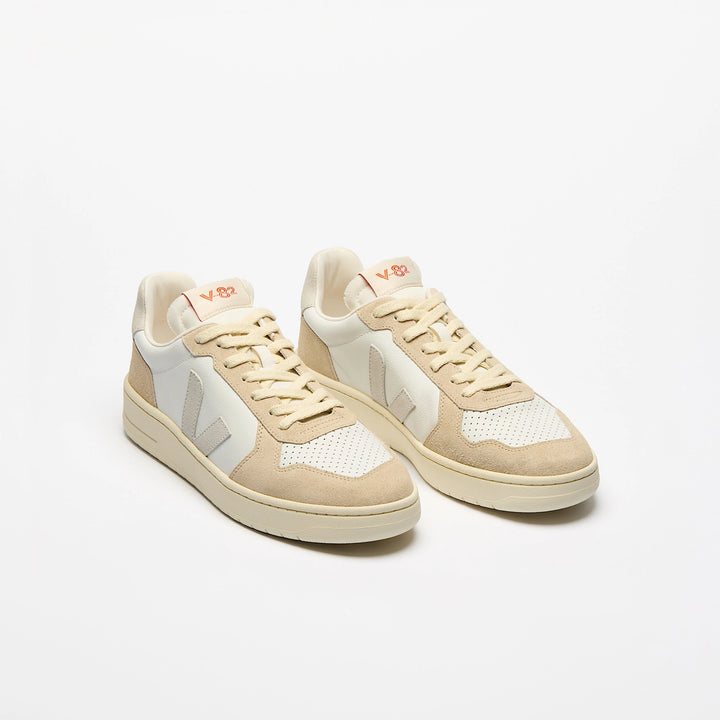 Baskets V-82 Leather White Natural Almond