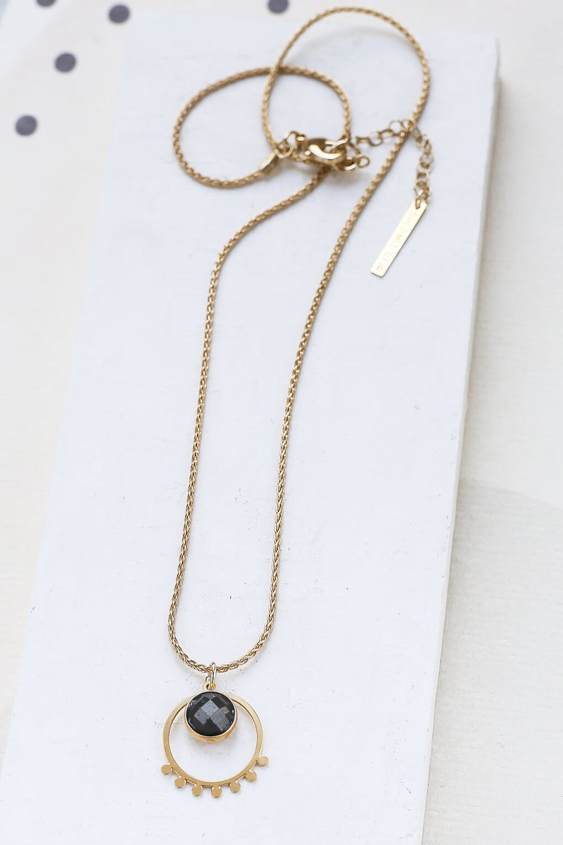 Collier Miya