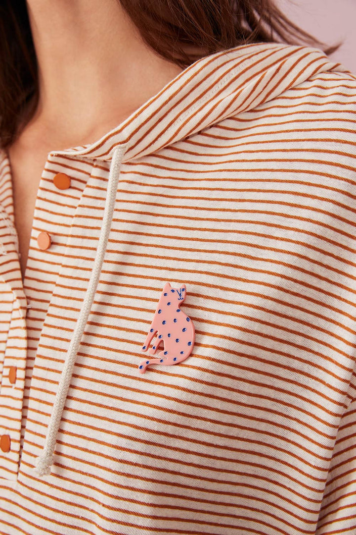 Broche Makisto