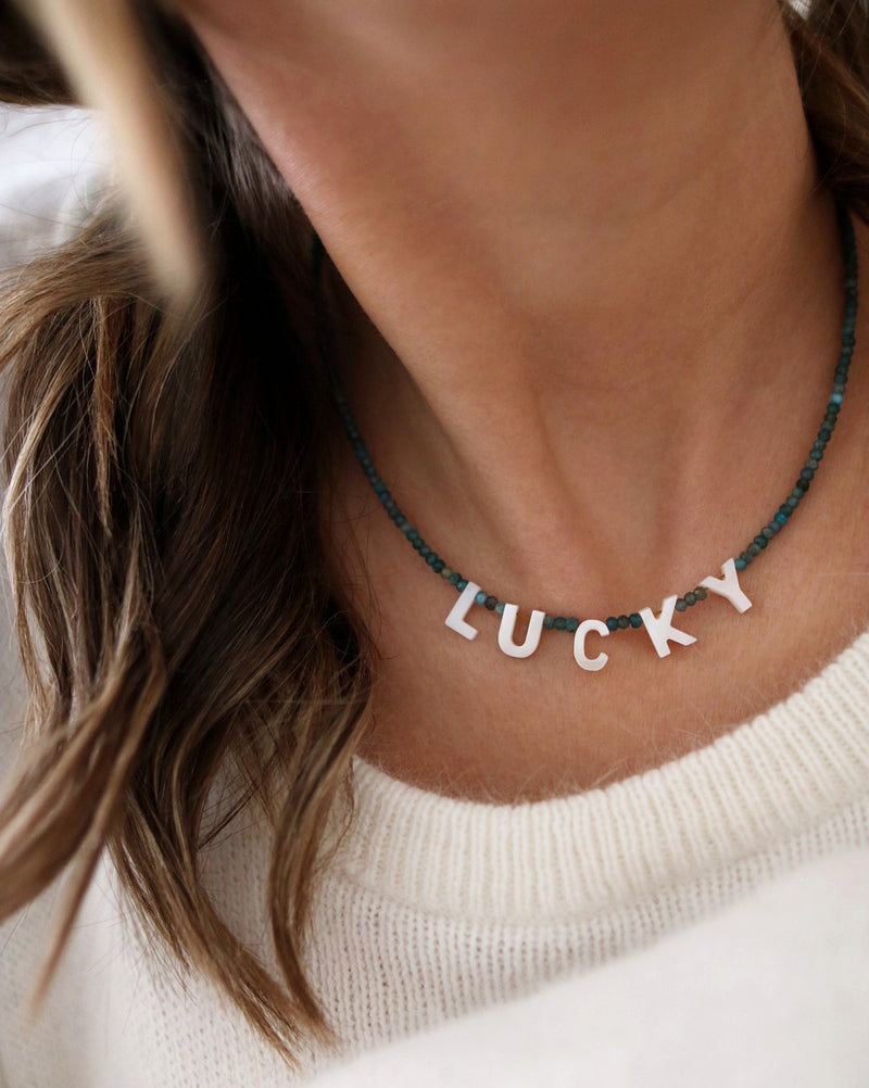 Collier Mantra